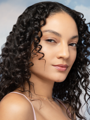 Eva NYC Satin Dream Smoothing Conditioner Curly Hair Model